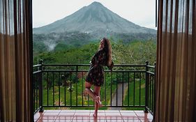 Hotel Arenal Kioro Suites&Spa